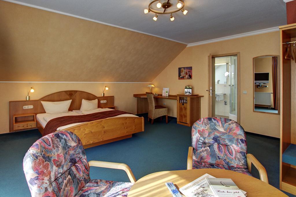 אלאגן Landhotel Puester חדר תמונה