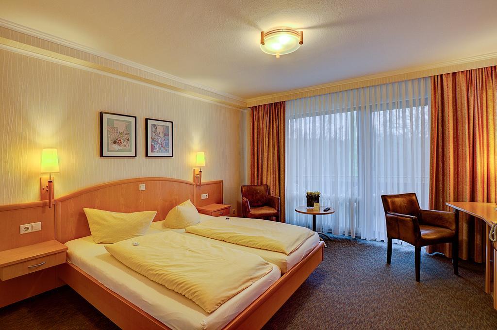 אלאגן Landhotel Puester מראה חיצוני תמונה